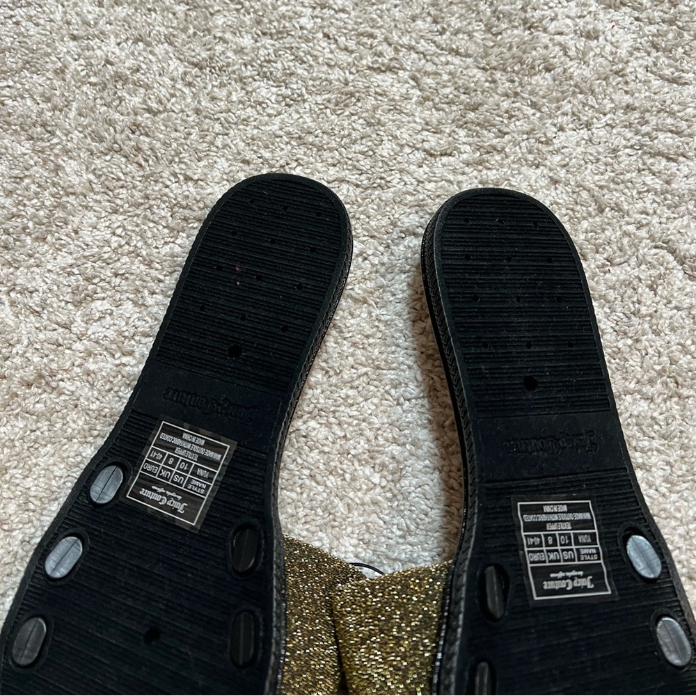 WOMEN'S JUICY COUTURE YUNA SANDALS - Picture 5 of 8